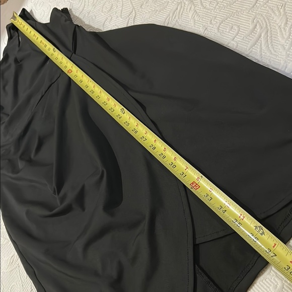 Black Asymmetrical Ruched One-Shoulder Cocktail Dress - Picture 6 of 11